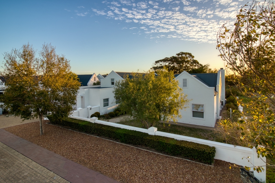 4 Bedroom Property for Sale in Croydon Vineyard Estate Western Cape
